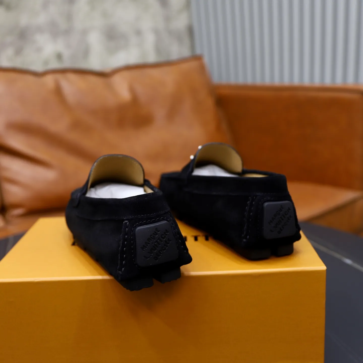 Ex-factory price: 480💰【LV】Louis Vuitton ⚠️High-end men’s driving and pedal series ⚠️38-44 (customized for 45) ⚠️All original cowhide leather! Thick and soft! Made entirely of calfskin lining! Rubber sheet anti-slip beanie sole! Three-dimensional package technology! Fashionable and classic! Handicrafts! Original high quality! Feel free to compare!